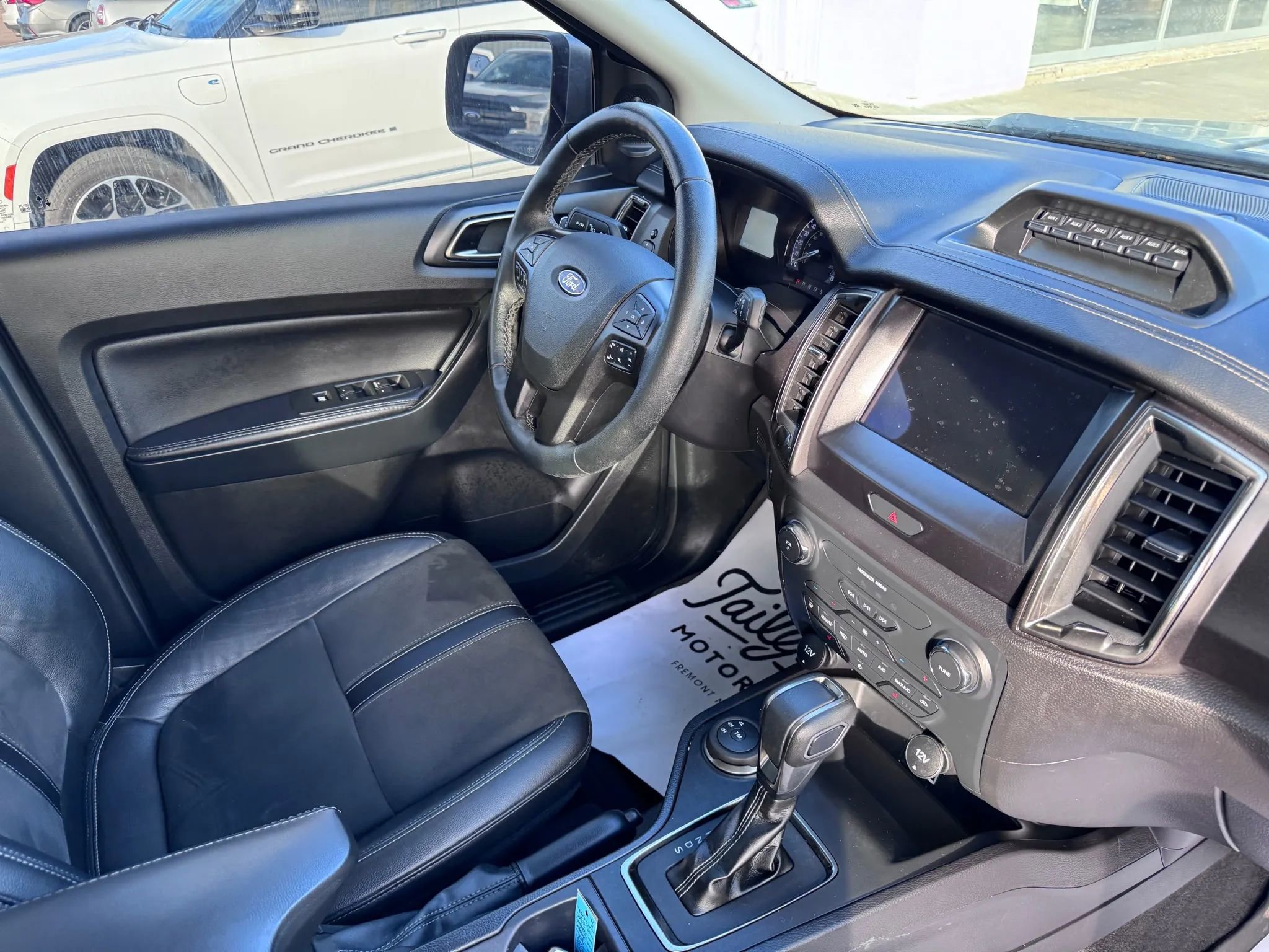 Used 2022 Ford Ranger Lariat w/ Tremor Off-Road Package image 17