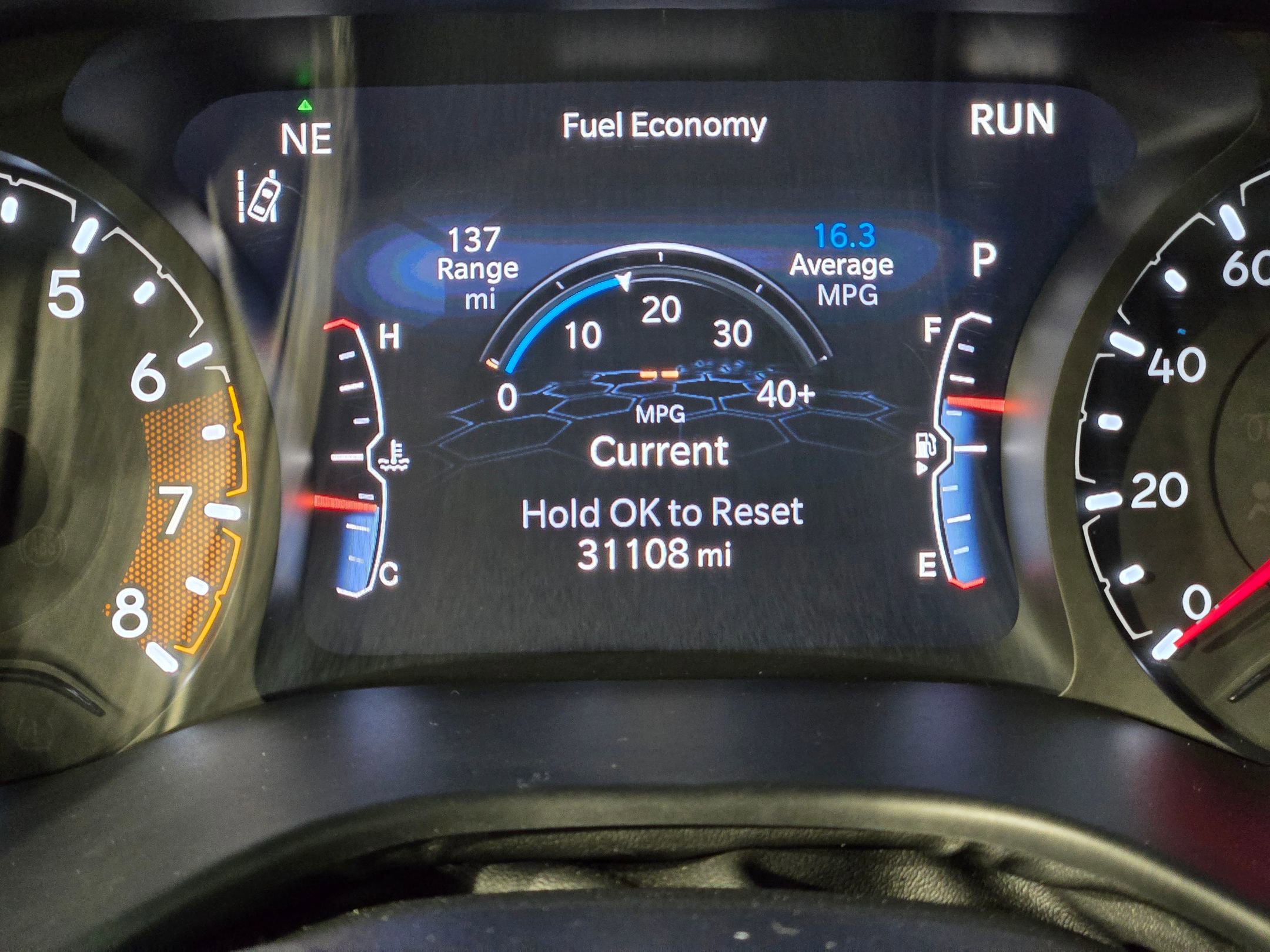 Used 2025 Jeep Compass Limited AWD/4WD image 29