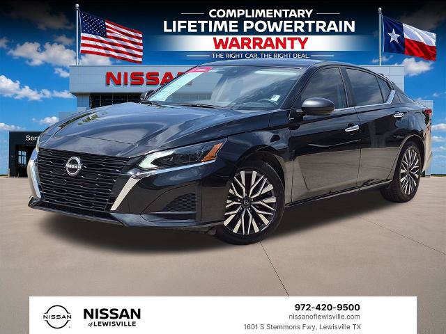 Certified 2025 Nissan Altima 2.5 SV FWD image 1