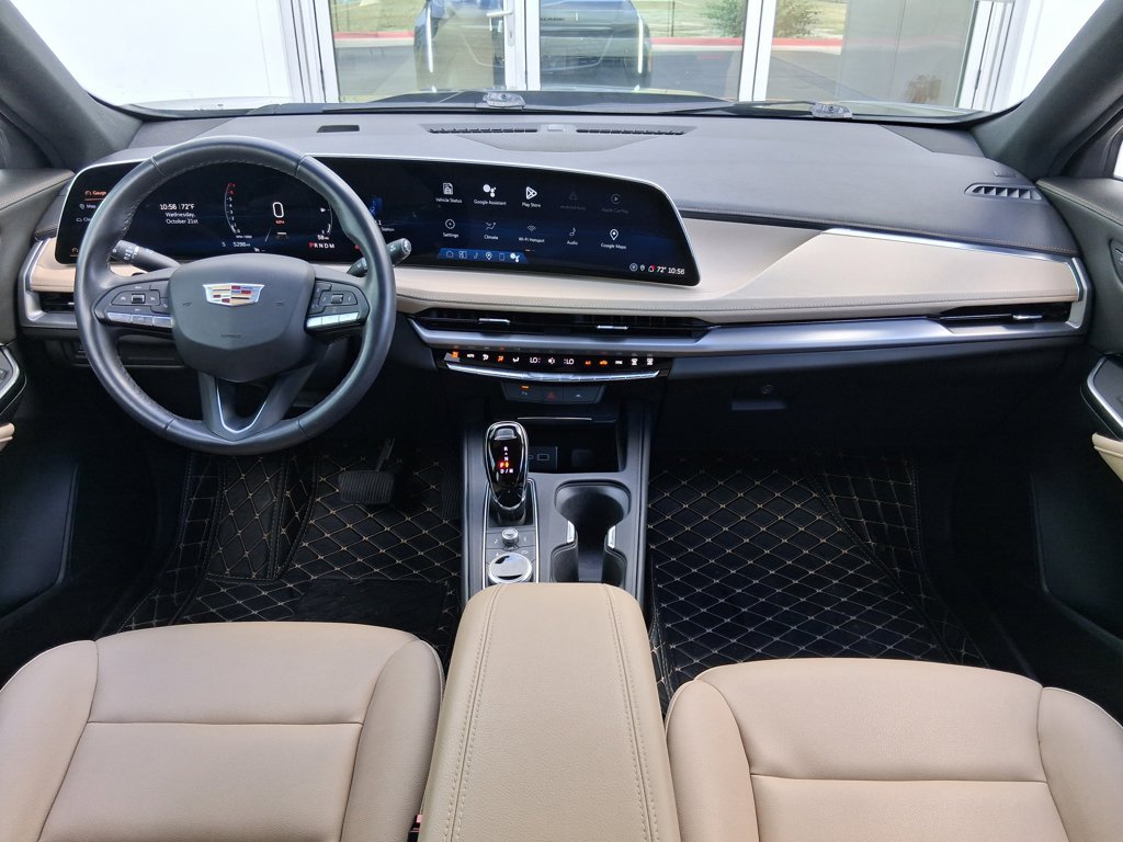 Certified 2024 Cadillac XT4 Luxury FWD image 9