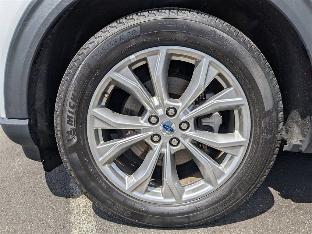 Used 2023 Ford Explorer Limited image 20