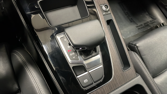 Used 2024 Audi Q5 2.0T Premium Plus AWD/4WD image 19