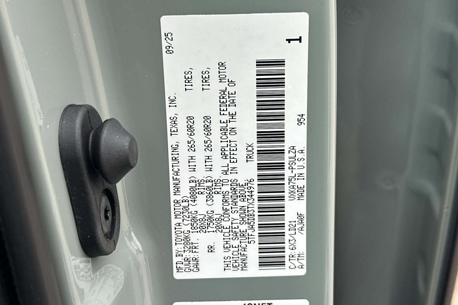 New 2026 Toyota Tundra Limited image 34