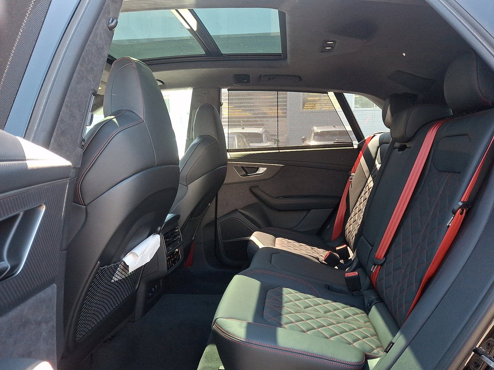 New 2026 Audi SQ8 Prestige image 6