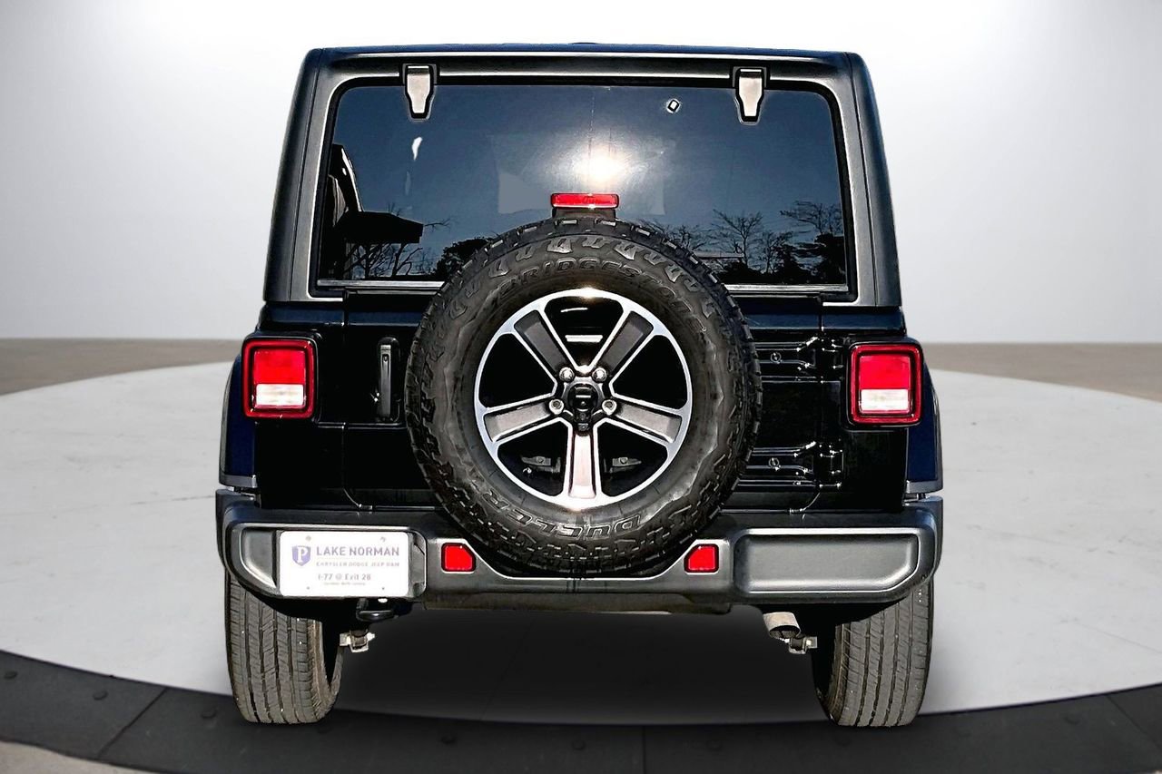Certified 2023 Jeep Wrangler Sahara w/ Cold Weather Group image 8