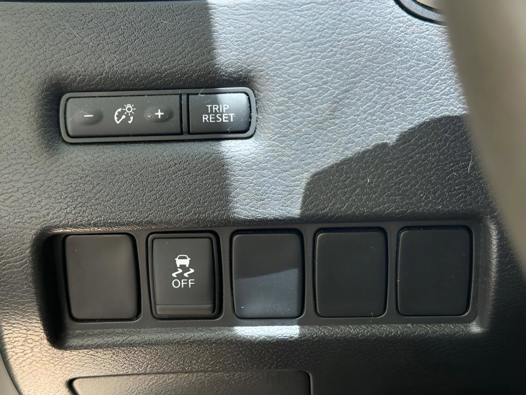 Used 2017 Nissan Murano SV FWD image 26