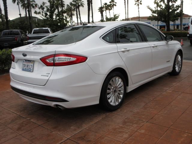 Used 2016 Ford Fusion SE w/ Equipment Group 502A image 4