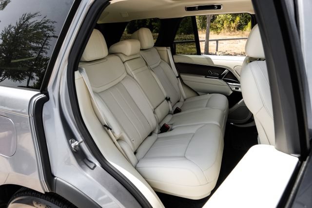 New 2026 Land Rover Range Rover SE AWD/4WD image 46