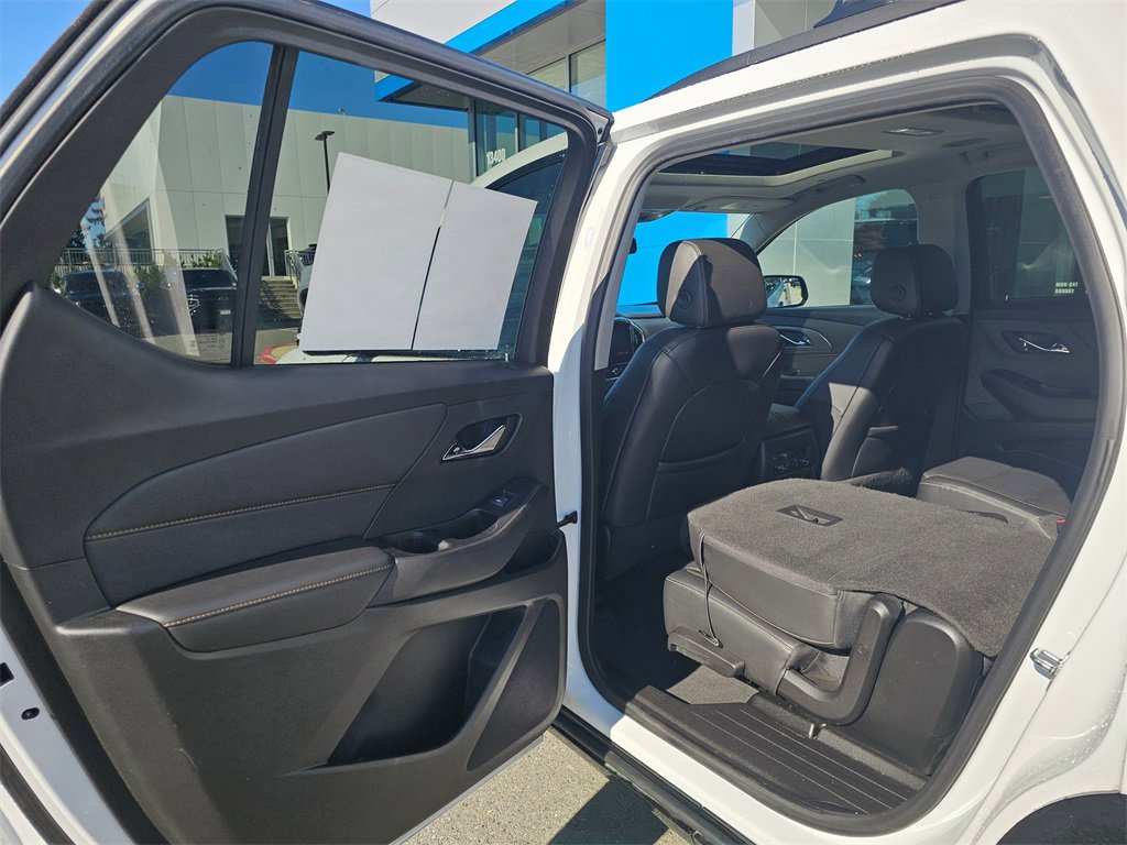 Used 2020 Chevrolet Traverse Premier w/ Redline Edition image 18