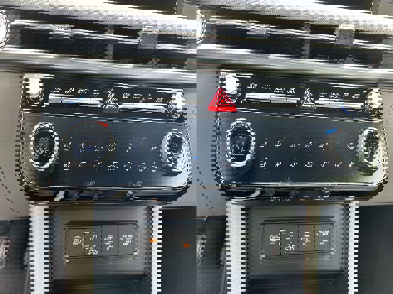 New 2026 Hyundai Tucson Limited image 33