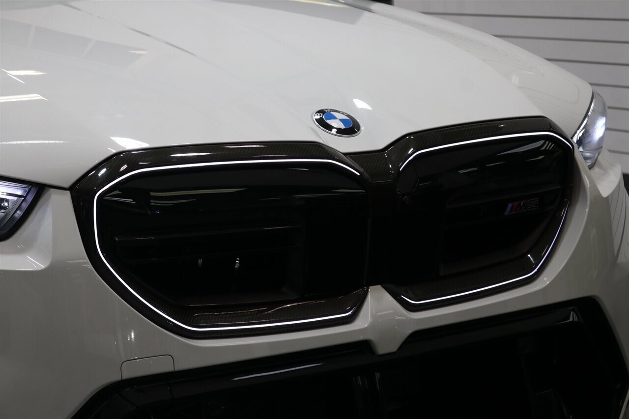 Used 2025 BMW M5 Touring w/ M Driver's Package image 41