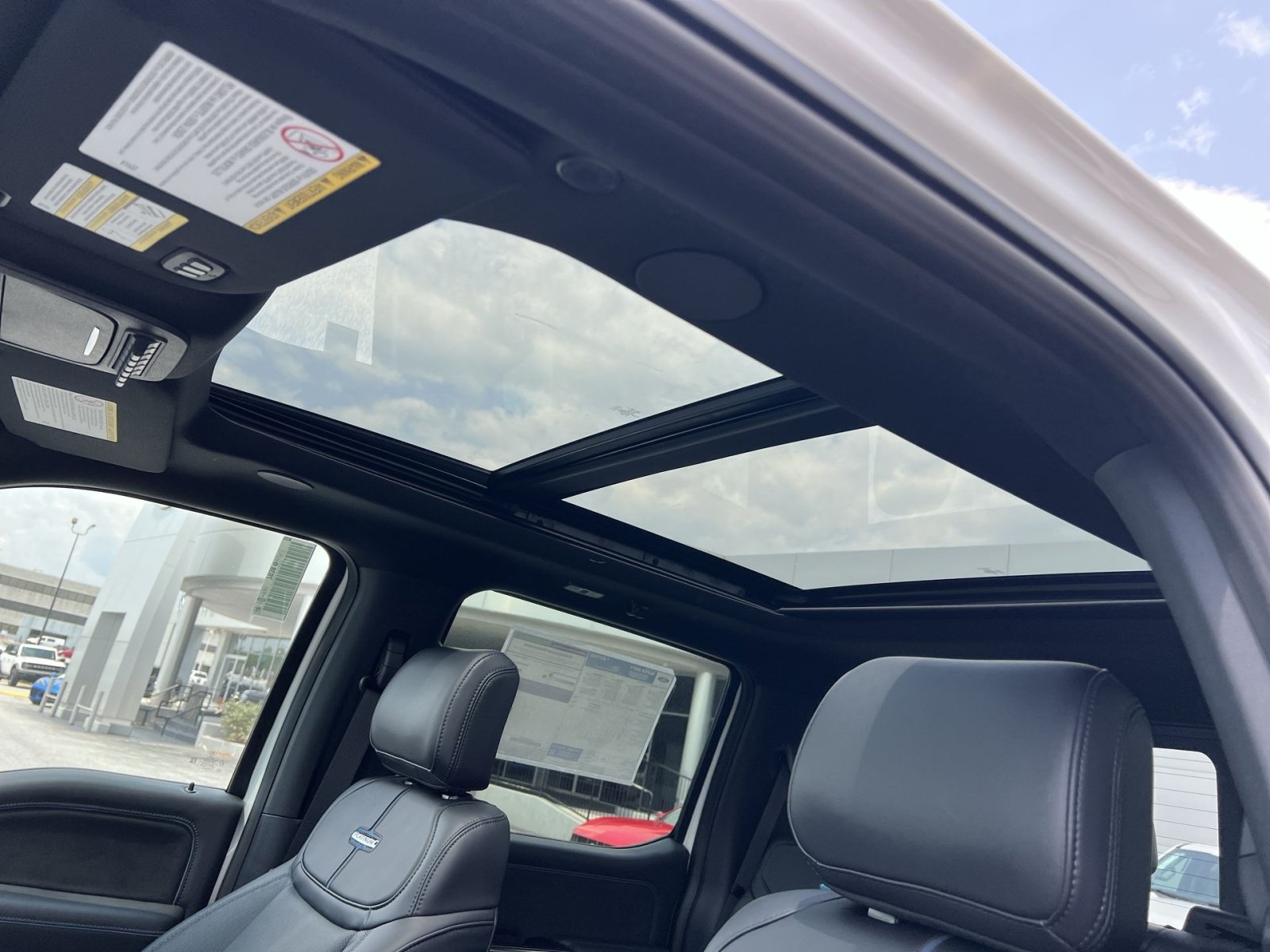 New 2026 Ford F450 Platinum w/ FX4 Off-Road Package AWD/4WD image 24