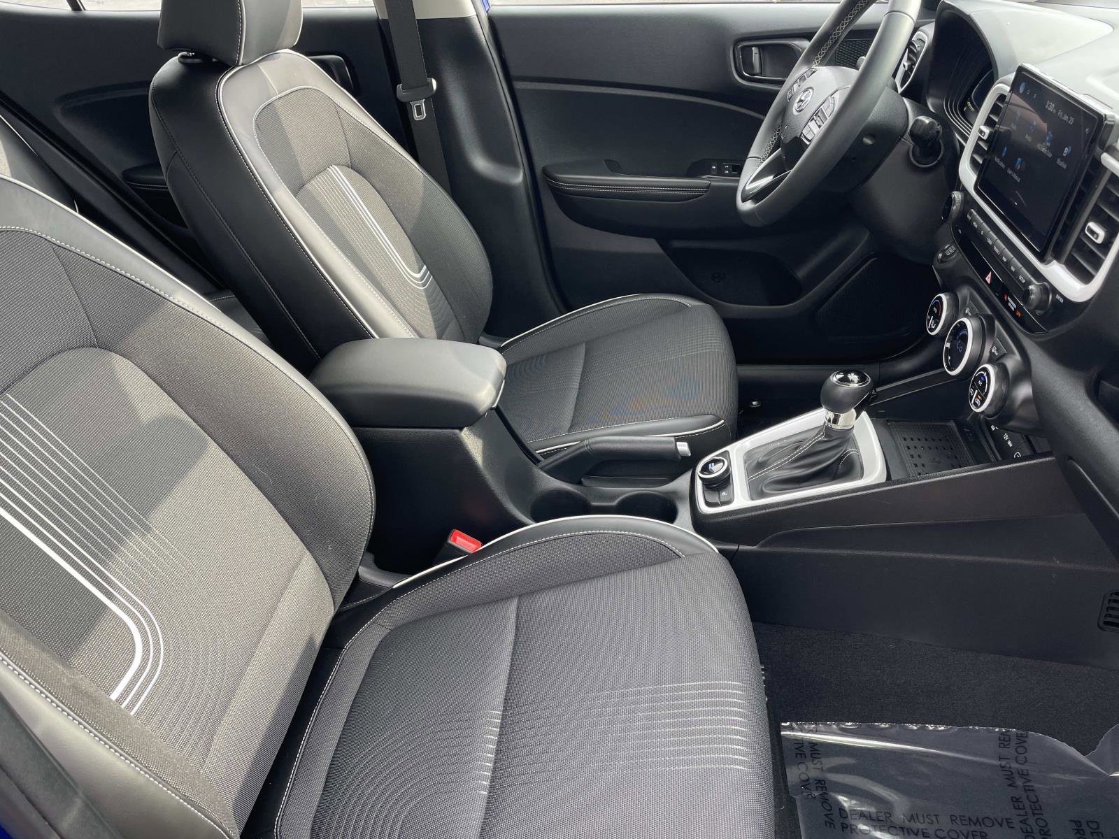 Certified 2023 Hyundai Venue Limited image 27