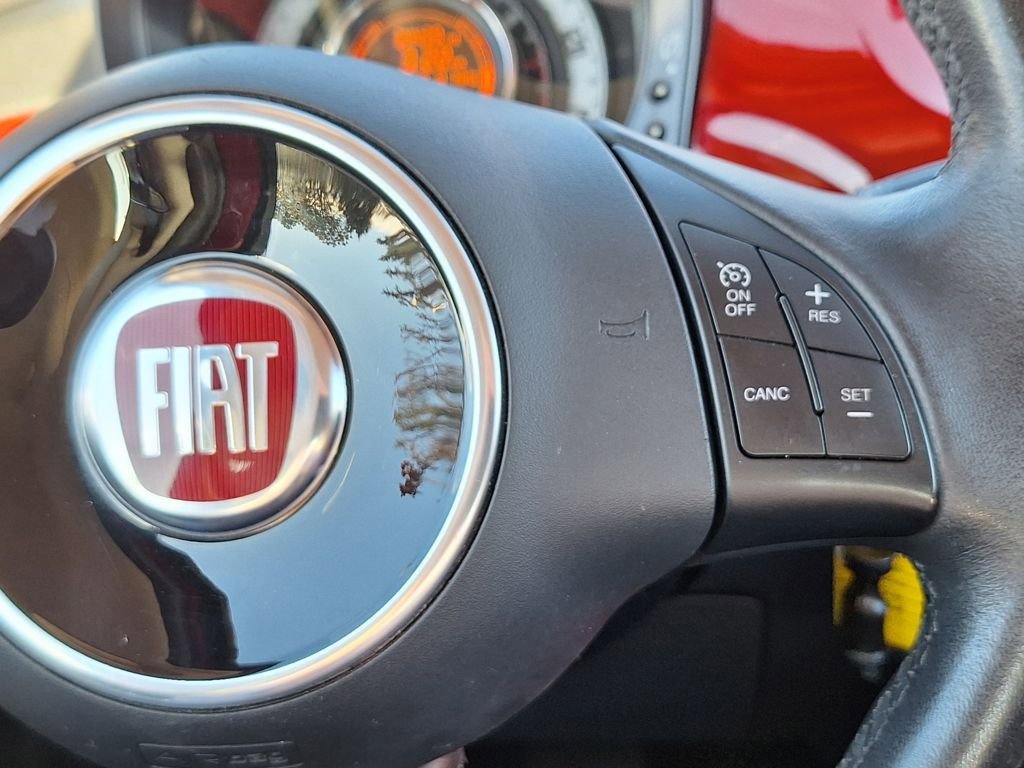 Used 2015 FIAT 500 Pop image 16