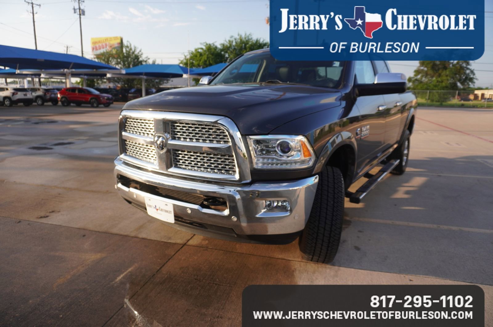 Used 2017 RAM 2500 Laramie AWD/4WD image 2