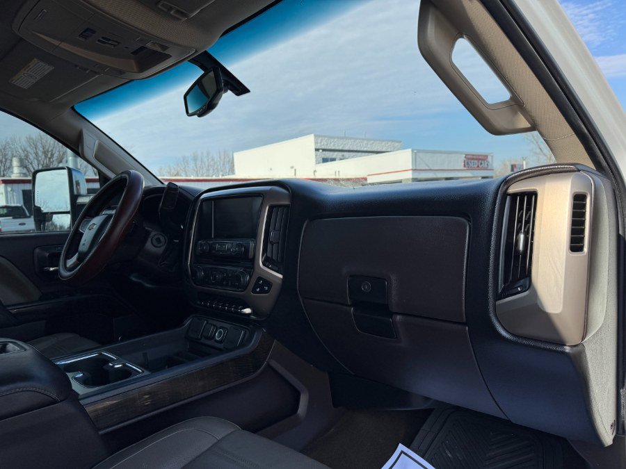 Used 2015 GMC Sierra 2500 Denali AWD/4WD image 19