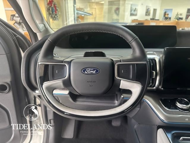 New 2025 Ford Expedition Platinum w/ Platinum Ultimate Package image 17