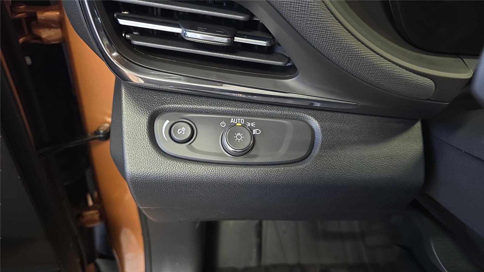 New 2026 Buick Envista Preferred w/ Convenience I Package image 25