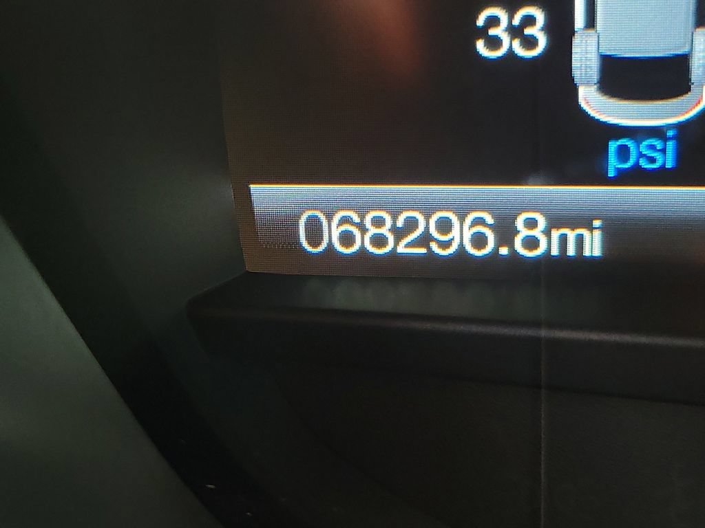 Used 2020 Ford Fusion SE AWD/4WD image 16