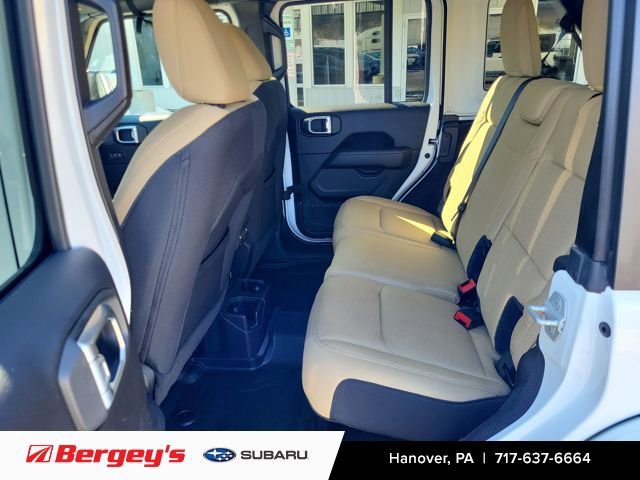 Used 2020 Jeep Wrangler Unlimited Sahara w/ Safety Group image 12