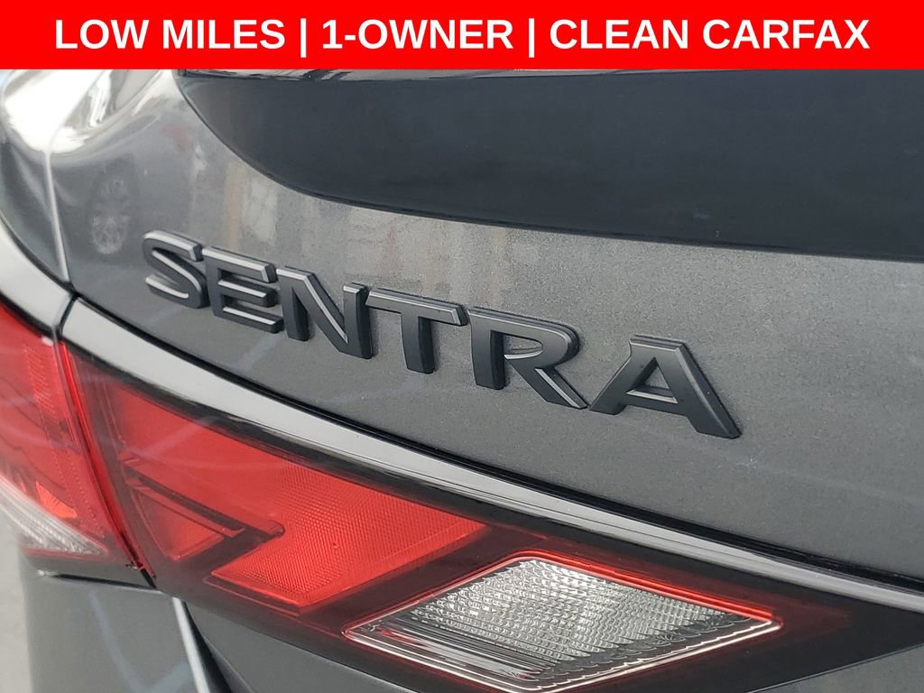 Used 2023 Nissan Sentra SR w/ Midnight Edition Package FWD image 10