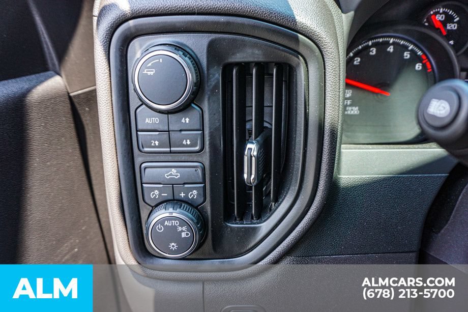 Used 2024 Chevrolet Silverado 1500 Custom Trail Boss w/ Dark Appearance Package AWD/4WD image 43