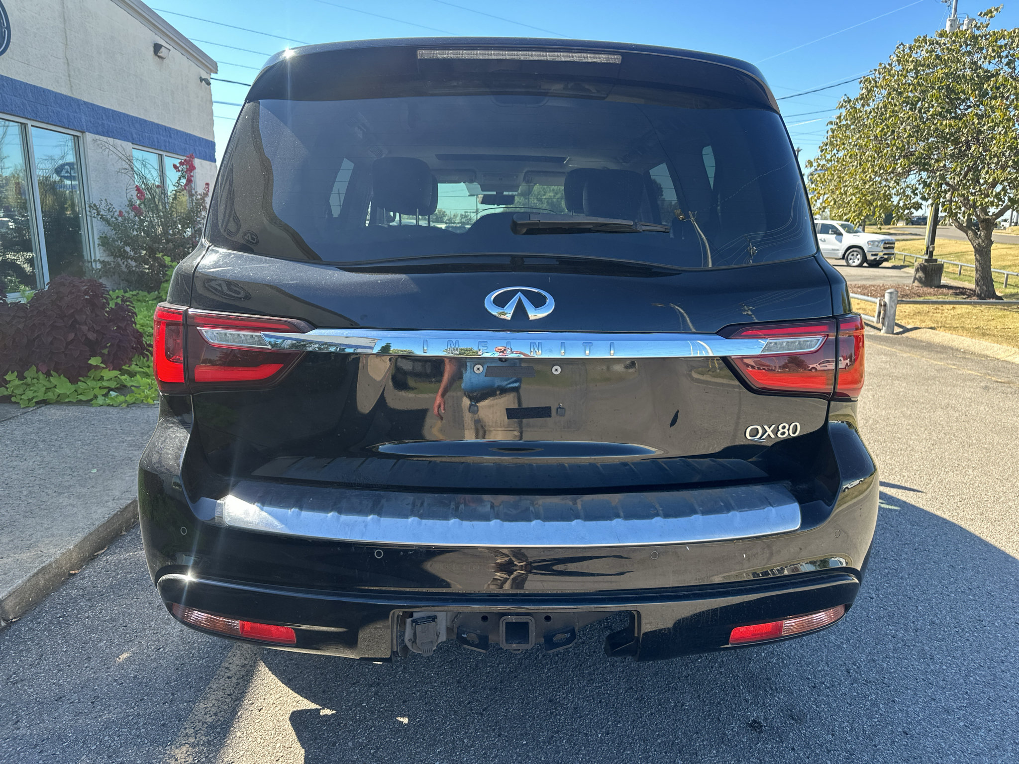 Used 2021 INFINITI QX80 Luxe RWD image 5