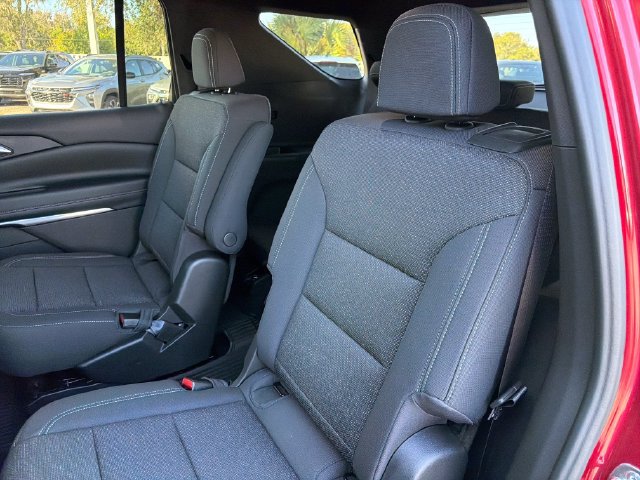 New 2027 Chevrolet Traverse LT w/ Midnight/Sport Edition FWD image 23