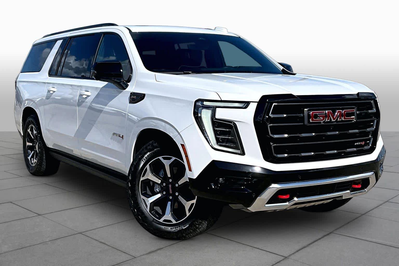 Used 2026 GMC Yukon XL AT4 Ultimate AWD/4WD image 3