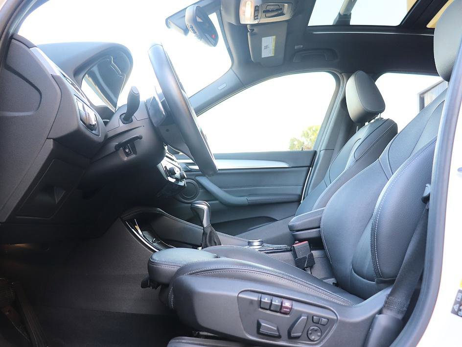 Used 2018 BMW X1 xDrive28i AWD/4WD image 17