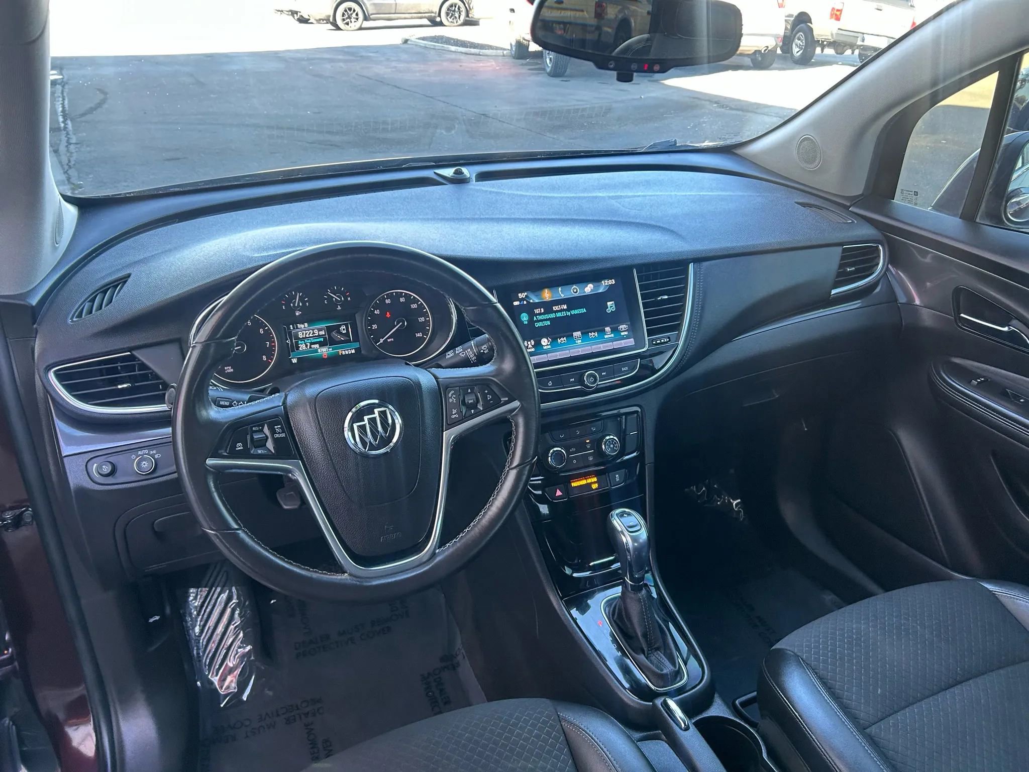 Used 2018 Buick Encore Preferred image 4