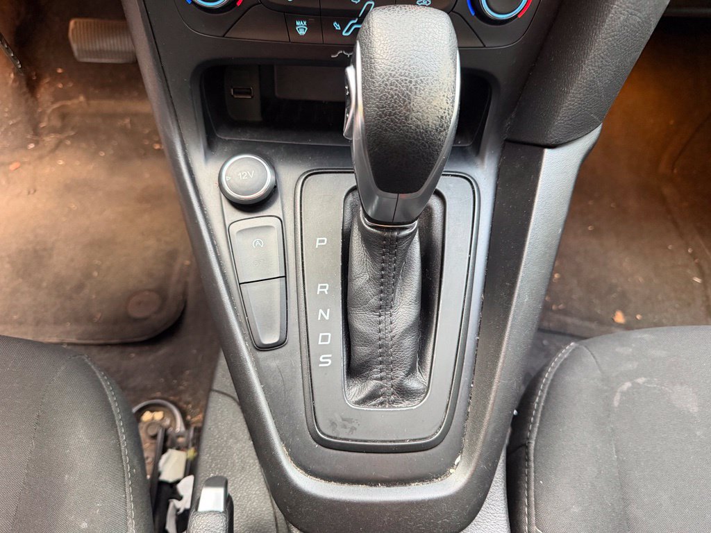 Used 2017 Ford Focus SE FWD image 21