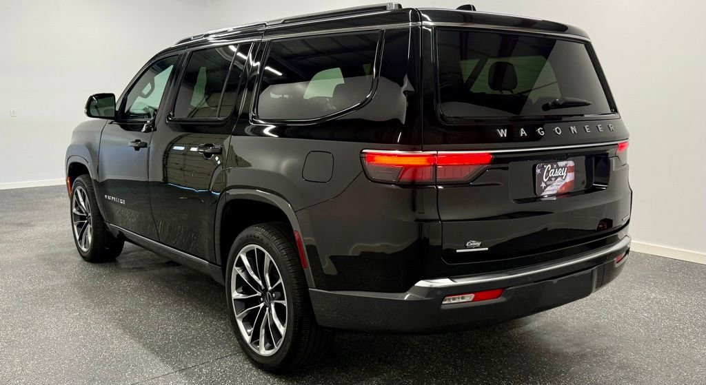 Used 2022 Jeep Wagoneer Series III w/ Premium Group I image 9
