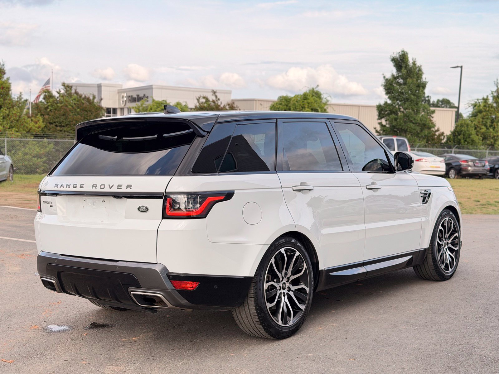 Used 2022 Land Rover Range Rover Sport HSE Silver Edition AWD/4WD image 6