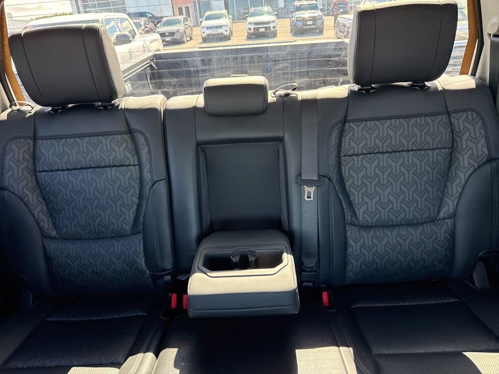 Used 2023 Toyota Tundra SR5 w/ SR5 Premium Package image 15