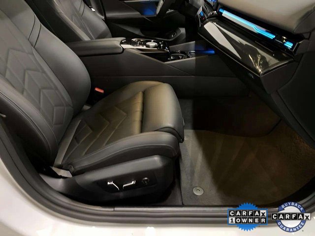 Used 2025 BMW 530i image 82