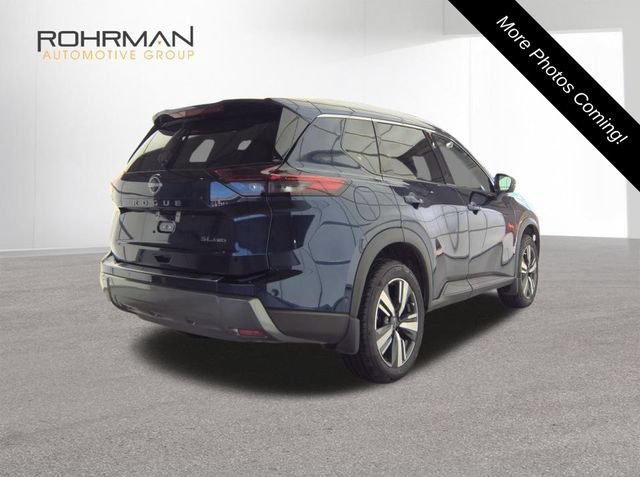 Used 2024 Nissan Rogue SL w/ SL Premium Package AWD/4WD image 2