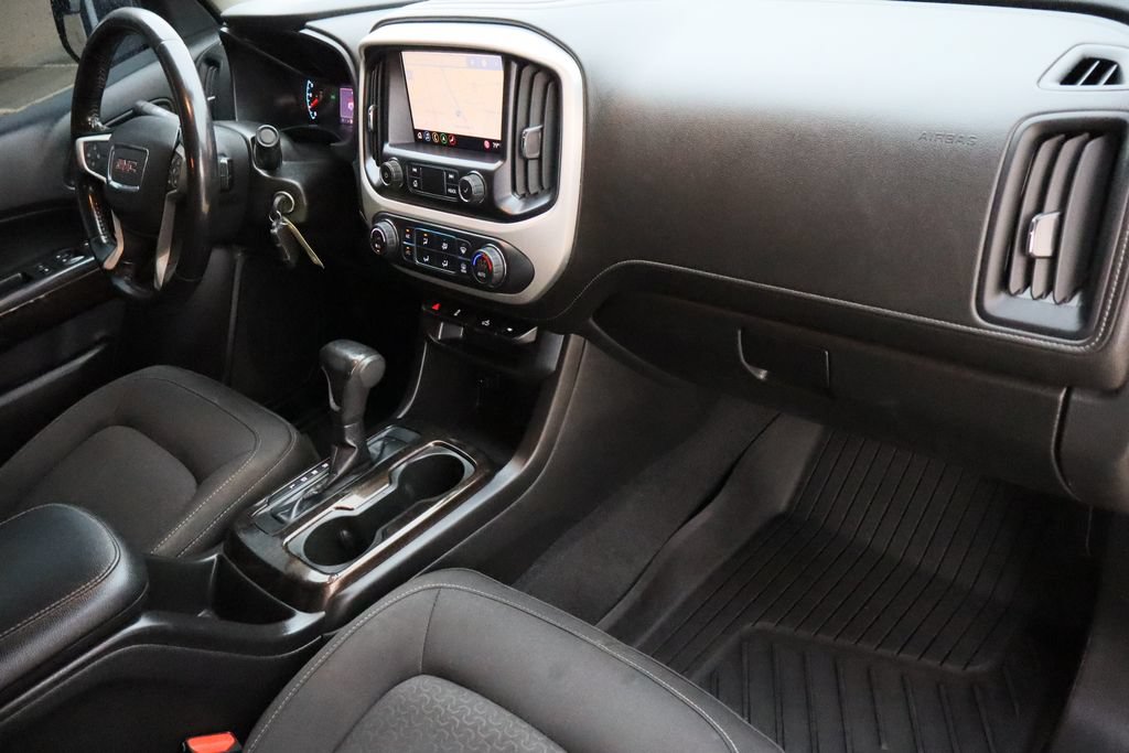 Used 2020 GMC Canyon SLE w/ Elevation Edition RWD image 27