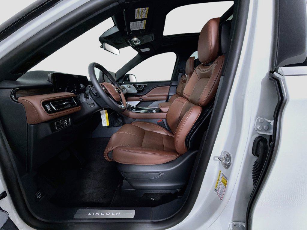 New 2026 Lincoln Aviator Reserve AWD/4WD image 21