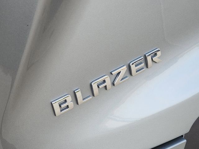 Used 2024 Chevrolet Blazer Premier FWD image 9