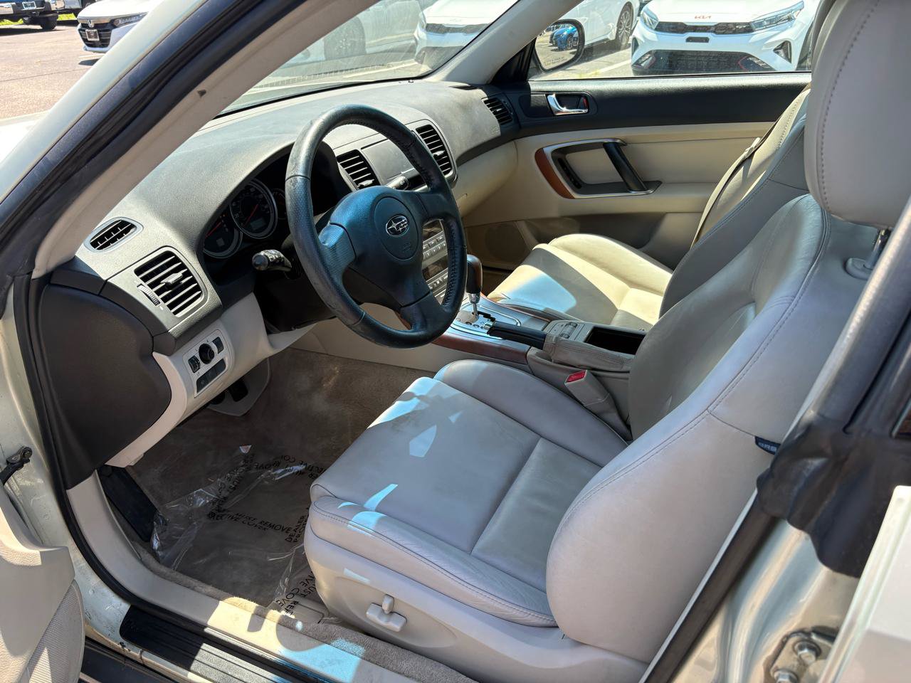 Used 2005 Subaru Outback 2.5i Limited AWD/4WD image 18