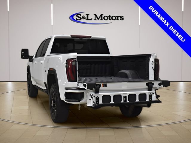 Used 2025 GMC Sierra 2500 AT4 w/ AT4 Premium Plus Package AWD/4WD image 8