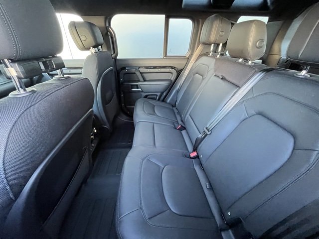New 2025 Land Rover Defender 110 V8 image 3