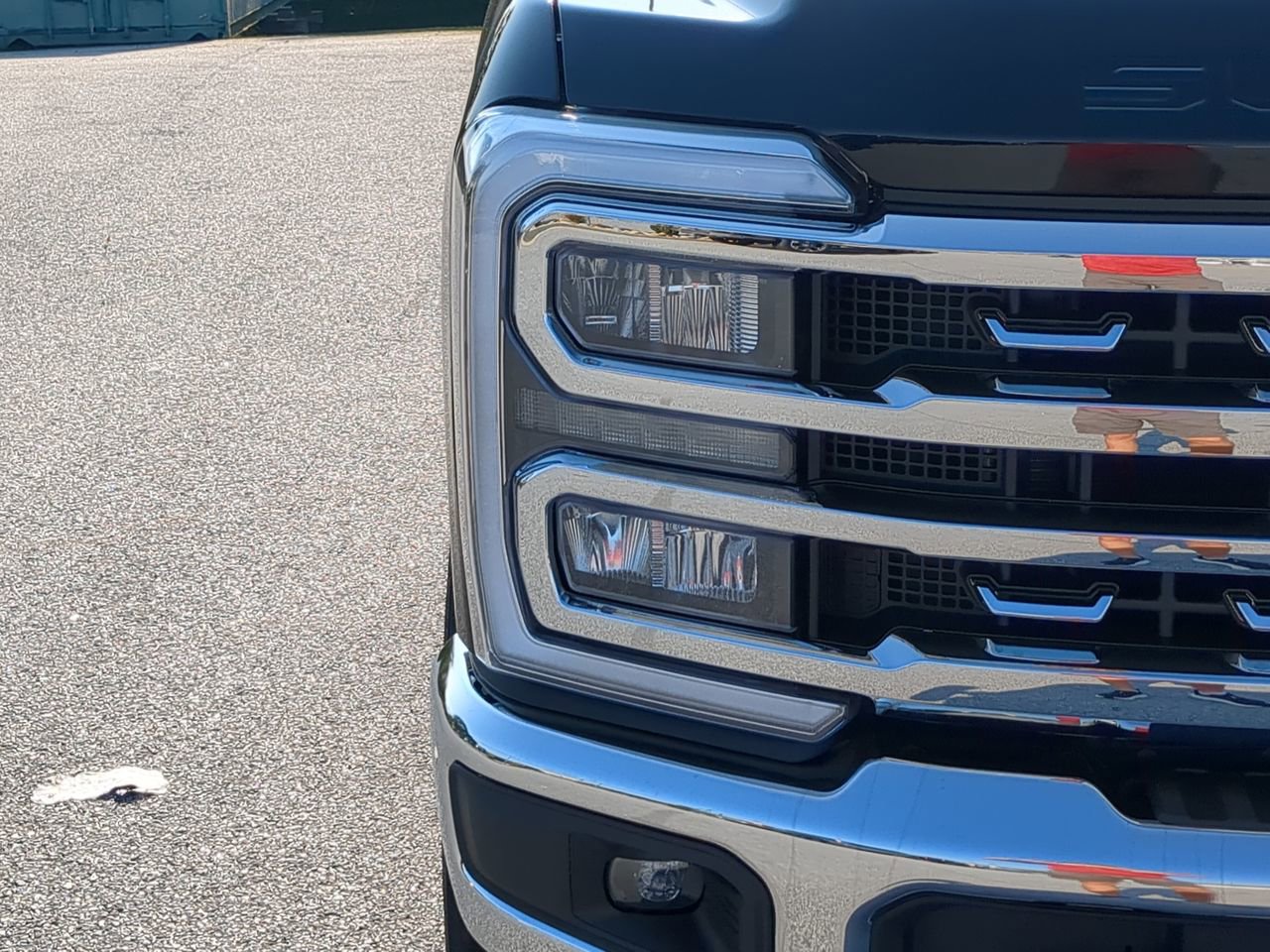 New 2026 Ford F250 Lariat w/ Chrome Package image 8