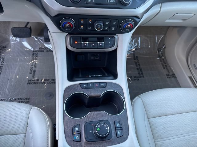 Used 2023 GMC Acadia Denali w/ Denali Ultimate Package AWD/4WD image 24