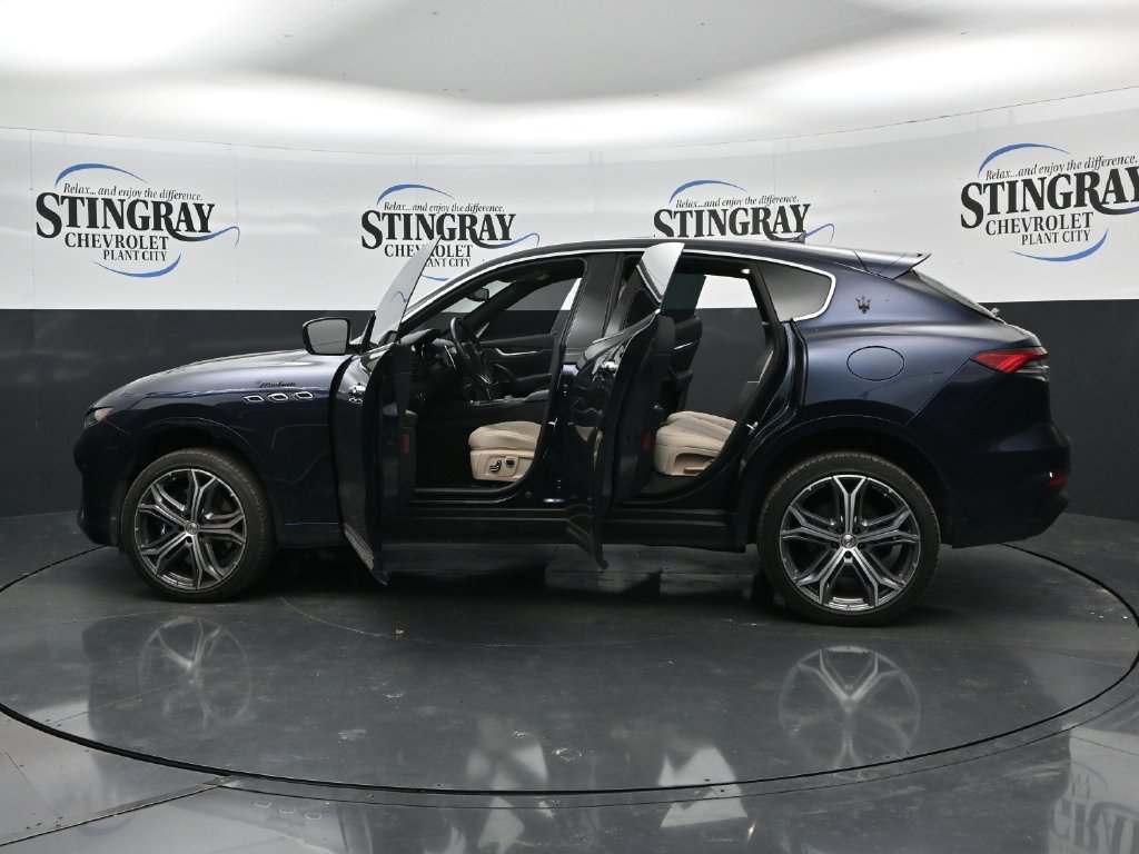 Used 2023 Maserati Levante Modena AWD/4WD image 37
