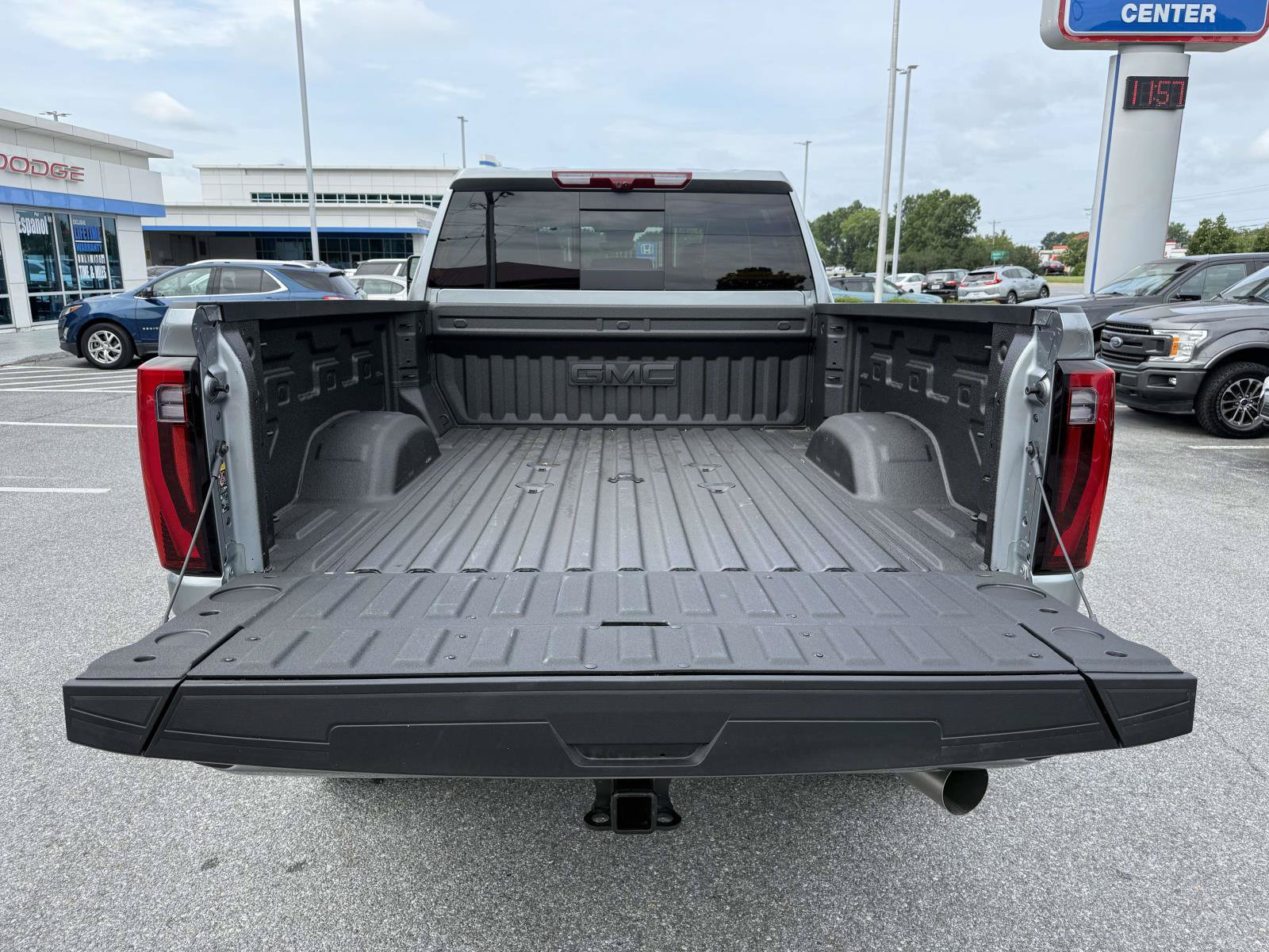Used 2026 GMC Sierra 2500 Denali Ultimate w/ Max Trailering Package AWD/4WD image 33