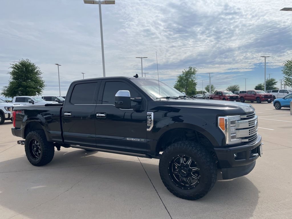 Used 2019 Ford F350 Platinum w/ Platinum Ultimate Package image 7