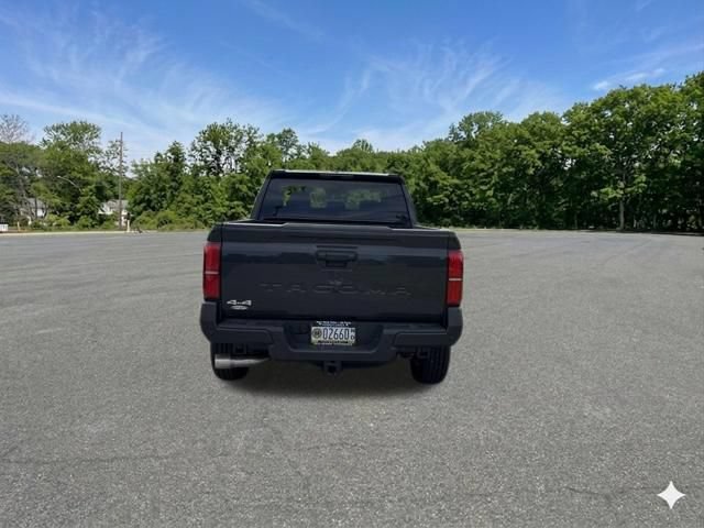 Used 2025 Toyota Tacoma SR w/ SR Upgrade Package AWD/4WD image 8