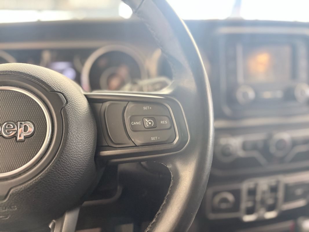 Used 2018 Jeep Wrangler Unlimited Sport S AWD/4WD image 19